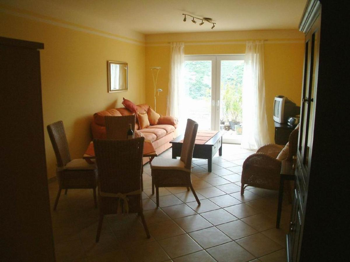 Weingut Amlinger&Sohn Apartment Neef Bagian luar foto